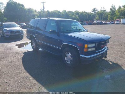 1GKEK13R0XJ****** 1999 GMC Yukon