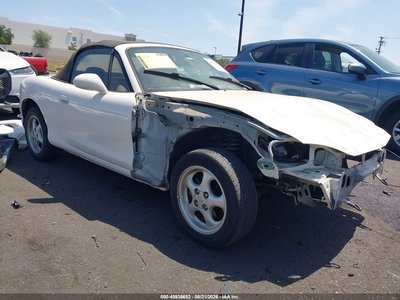 JM1NB3534Y0****** 2000 Mazda MX-5