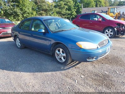 2004 Ford Taurus