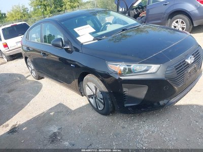 KMHC65LC1HU****** 2017 Hyundai Ioniq Hybrid