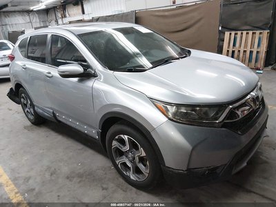 7FARW1H55JE****** 2018 Honda CR-V