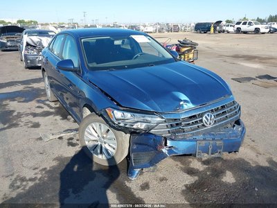 3VWCB7BU3LM****** 2020 Volkswagen Jetta