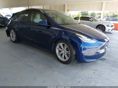 5YJYGDEE0MF****** 2021 Tesla Model Y