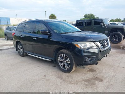 5N1DR2MNXHC****** 2017 Nissan Pathfinder