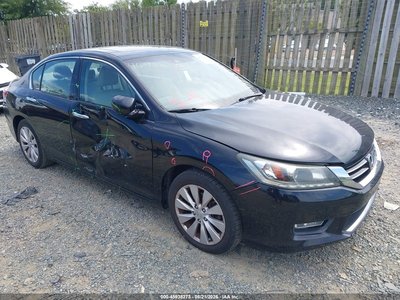 1HGCR3F82DA****** 2013 Honda Accord