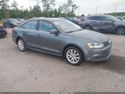 3VWDX7AJ3DM****** 2013 Volkswagen Jetta