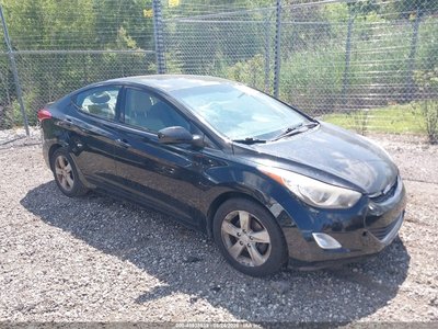 KMHDH4AE2DU****** 2013 Hyundai Elantra
