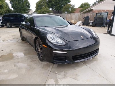 2016 Porsche Panamera