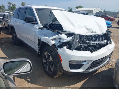 1C4RJYB62PC****** 2023 Jeep Grand Cherokee 4xe