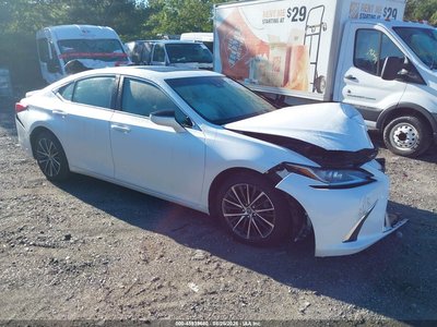 58ADA1C13PU****** 2023 Lexus ES 300h