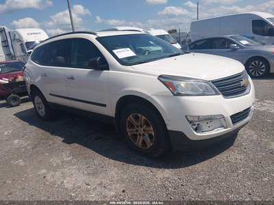 1GNKRFKD5FJ****** 2015 Chevrolet Traverse