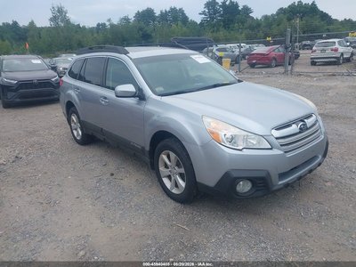 4S4BRBGC0D3****** 2013 Subaru Outback