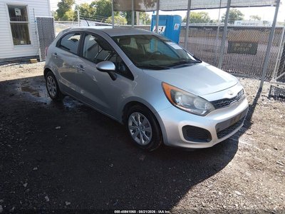 KNADM5A39E6****** 2014 Kia Rio