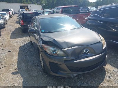 JM1BL1L74D1****** 2013 Mazda 3
