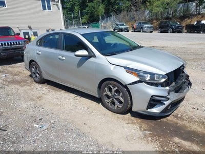 3KPF24AD4KE****** 2019 Kia Forte