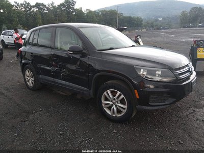 WVGAV7AX3CW****** 2012 Volkswagen Tiguan