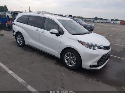 5TDESKFC5NS****** 2022 Toyota Sienna
