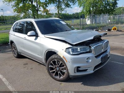 5UXKR0C54H0****** 2017 BMW X5