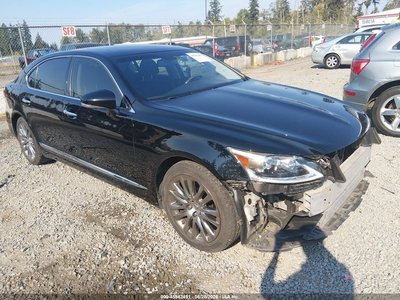 JTHGL5EF4D5****** 2013 Lexus LS