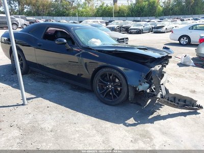 2C3CDZAG1JH****** 2018 Dodge Challenger