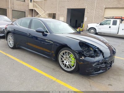 2016 Porsche Panamera