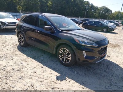 1FMCU0H67LU****** 2020 Ford Escape
