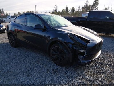 7SAYGDEE2RF****** 2024 Tesla Model Y