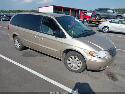 2006 Chrysler Town & Country