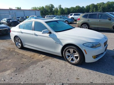WBAXH5C55DD****** 2013 BMW 528i
