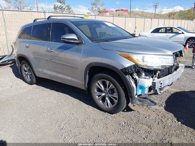 2016 Toyota Highlander