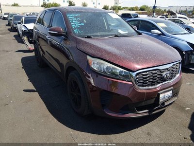 5XYPG4A38KG****** 2019 Kia Sorento