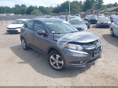 3CZRU6H57HM****** 2017 Honda HR-V