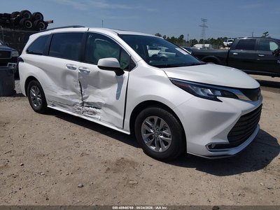 5TDJRKEC7NS****** 2022 Toyota Sienna