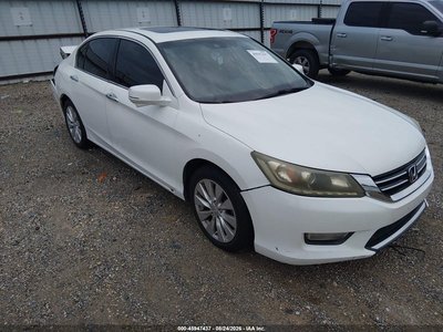 1HGCR3F83DA****** 2013 Honda Accord