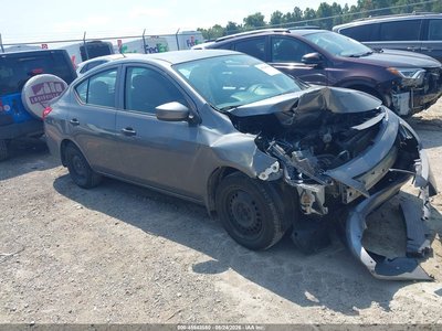3N1CN7AP0GL****** 2016 Nissan Versa