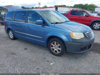 2A4RR5DG0BR****** 2011 Chrysler Town & Country
