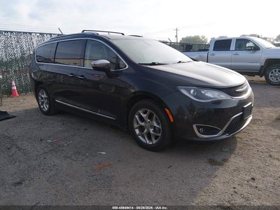 2C4RC1GG6KR****** 2019 Chrysler Pacifica