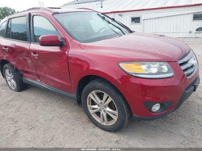 5XYZKDAG1CG****** 2012 Hyundai Santa Fe
