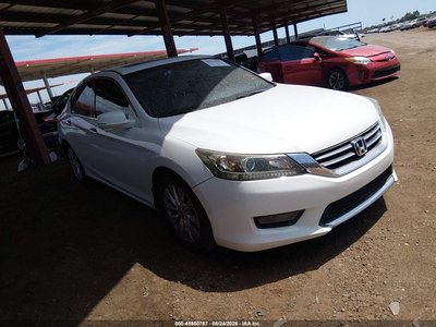 1HGCR2F87FA****** 2015 Honda Accord