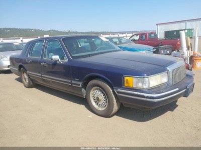 1LNLM81W1RY****** 1994 Lincoln Town Car
