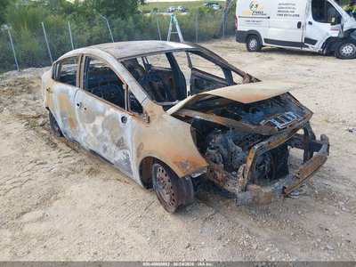 KNADM4A3XG6****** 2016 Kia Rio