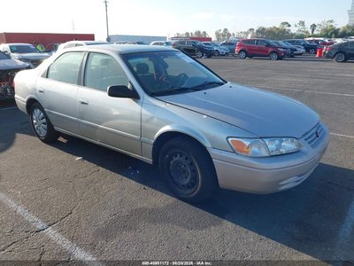 JT2BG22K5Y0****** 2000 Toyota Camry