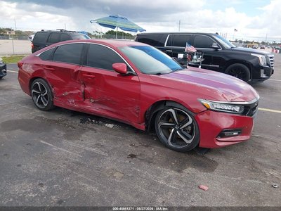 1HGCV1F34JA****** 2018 Honda Accord