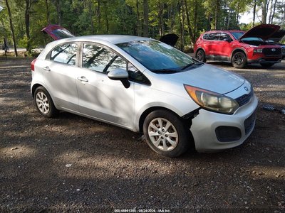 KNADM5A30D6****** 2013 Kia Rio