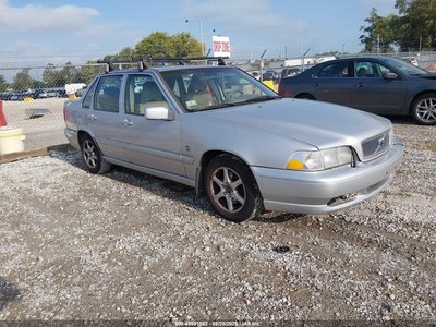 YV1LS61J0Y2****** 2000 Volvo S70
