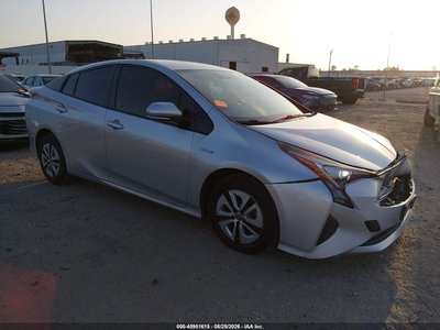 JTDKARFU5G3****** 2016 Toyota Prius