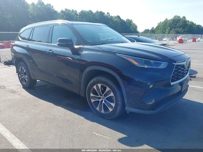 5TDGZRAH1MS****** 2021 Toyota Highlander
