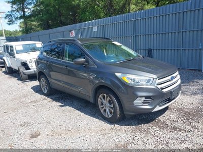 1FMCU9HD4JU****** 2018 Ford Escape