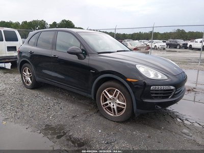 WP1AF2A28EL****** 2014 Porsche Cayenne