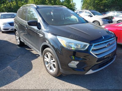 1FMCU0GD8JU****** 2018 Ford Escape